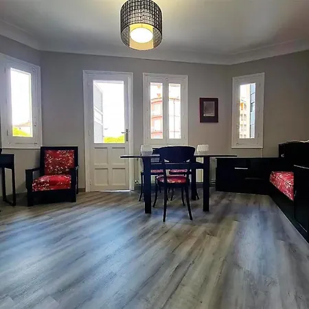 Piso Estacion Tren Bus Termas Muy Luminoso Διαμέρισμα Ουρένσε