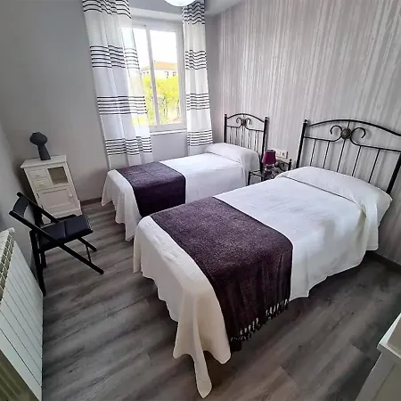 Piso Estacion Tren Bus Termas Muy Luminoso Appartamento