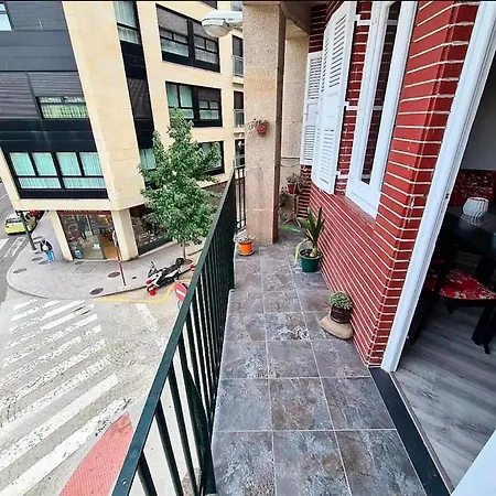 Piso Estacion Tren Bus Termas Muy Luminoso Ουρένσε